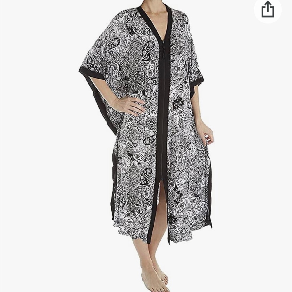 NWOT Ellen Tracy 💜🌸perfect for Mother’s Day 💜